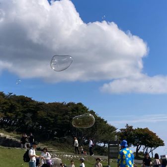 スキー🎿場は遊園地みたいに賑わってました