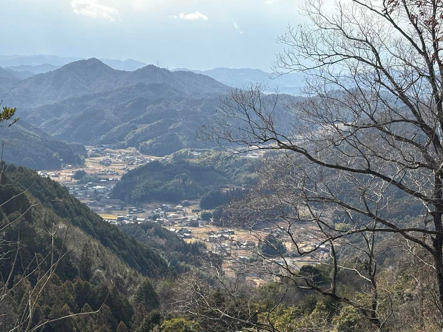 遠くにばぁばぁちゃんち🏠見えました