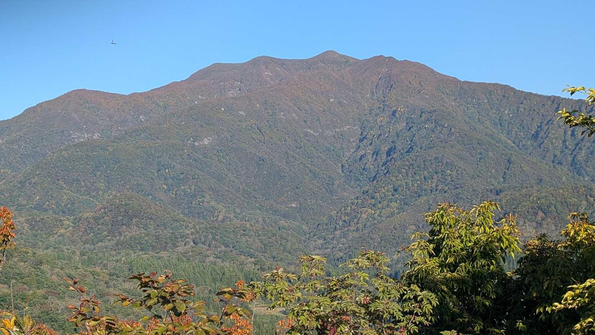 粟ヶ岳〜👀