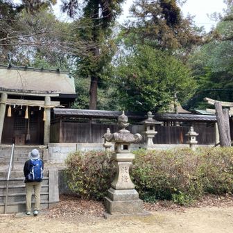 本殿
ここから、少し離れた場所に、