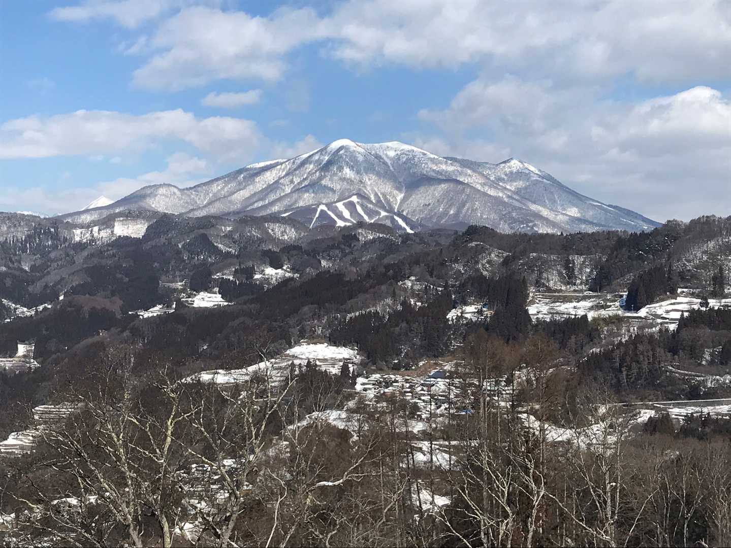 飯綱山も綺麗に