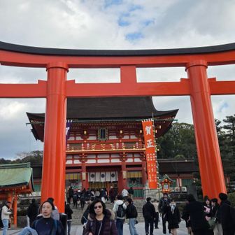 伏見稲荷大社