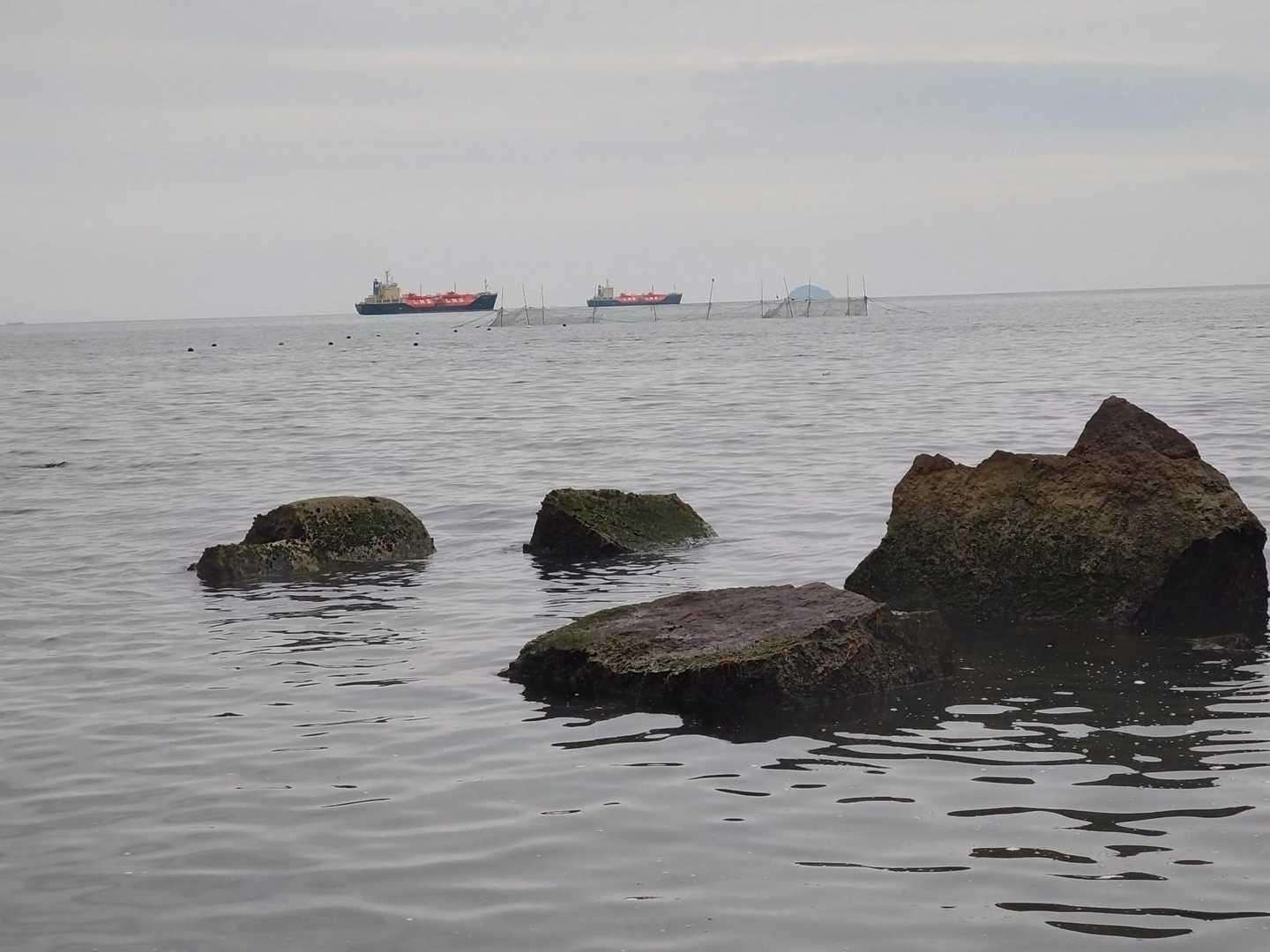 瀬戸内海🌊停泊している船⛴️も見える👀