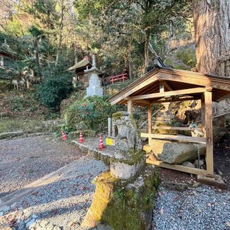 さすが古刹（こさつ）。
味のある雰囲気です。