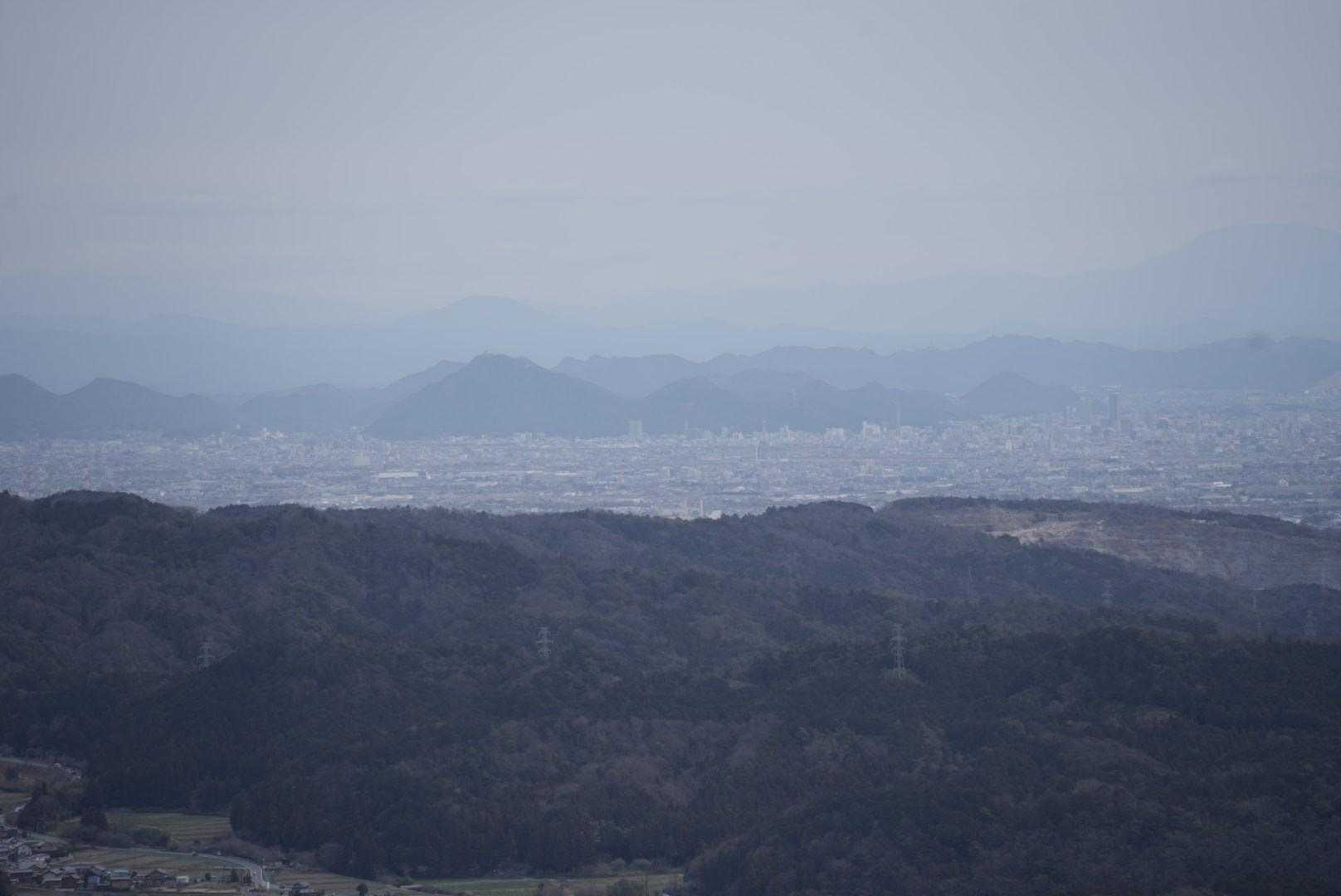 濃尾平野。正面に金華山。