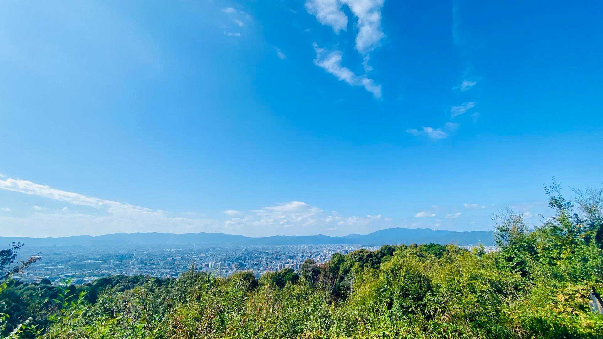 東山山頂公園展望台に寄ってみた
京都タワーもハッキリ見えたよ
