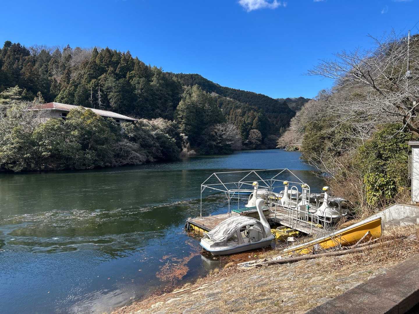営業している気配は無し