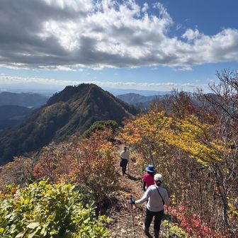男甑山へ