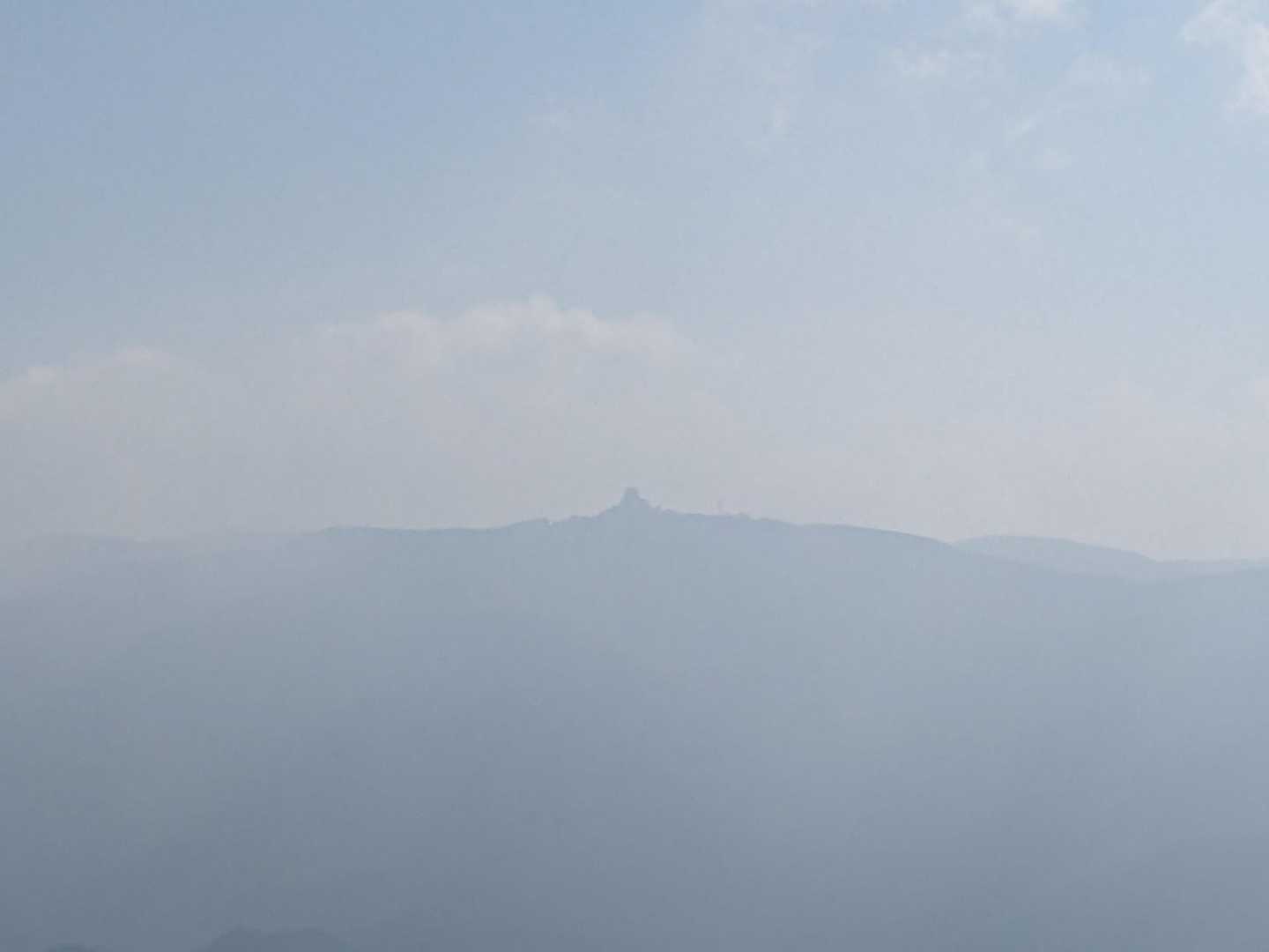 衣笠山のレーダー