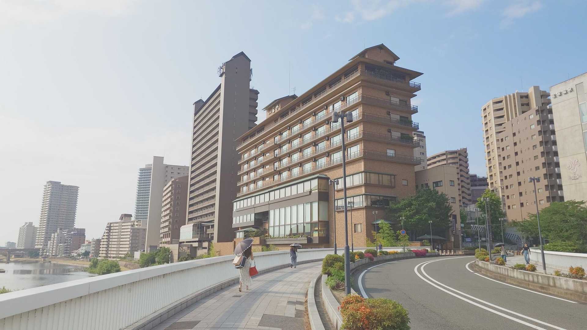 宝塚駅-岩倉山-大谷乗越-船坂峠-水無山-六甲越-六甲山- 縦走コースの写真