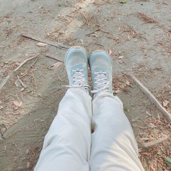 ランドネ冬のお楽しみ袋
keenのミドルカットの試し履き🥾
履きやすくてグリップもしっかりしていて何より色も形も可愛い🩵