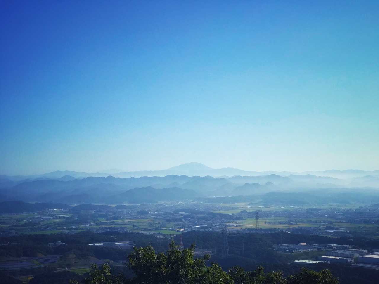 大岩見晴台から観た御嶽山です
存在感ハンパないですね〜
いつか登るときが来るのだろうか