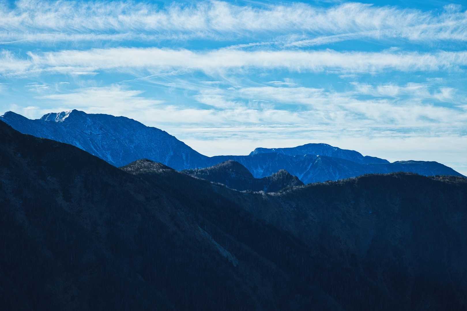 右奥が聖岳。左が赤石岳！
