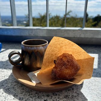 デザート&Coffee
クラップフェンというパン(？)だそうです