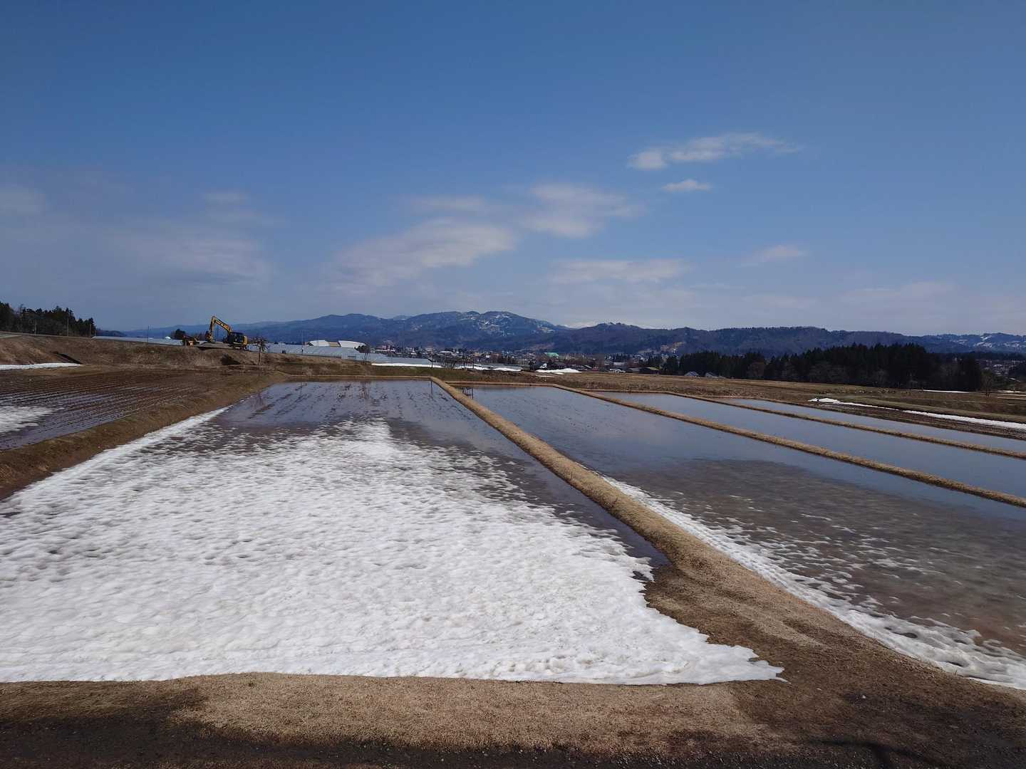 田も雪が消えました。