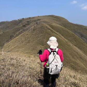 雨飾山みたいな景色👍