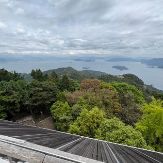 山頂展望台でしっかり休憩🍧して