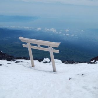 下ります。雪がやわらかくて歩きやすくて良かった。