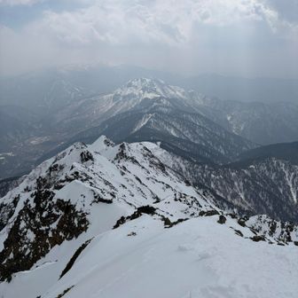 焼岳方面に光が差し始めてる💡