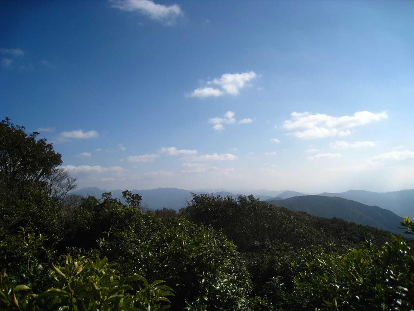 今日は 英彦山もきれいに見えてます。