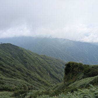 北岳に向かいます。
なんか出っ張ったとこいい感じでしたよ！