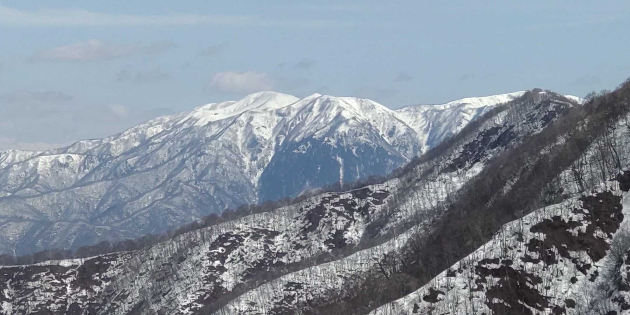 P1075 から　能郷白山かな。