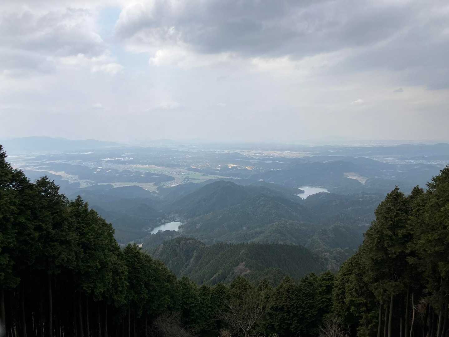 霞んでますが
雨は降ってません
それだけで超快適