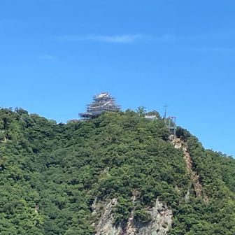 南からの崖コース…最近ずっと通行止めだけど、もう復活しないのかな