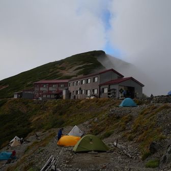 翌日が平日かつ、天気予報もよろしくないから？すかすかなテン場⛺️