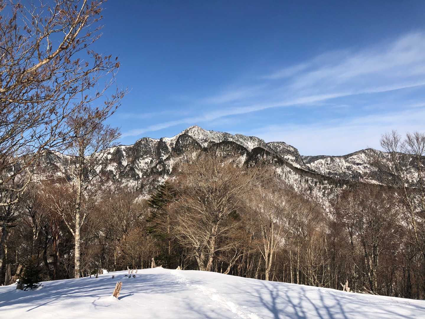 大普賢岳も真っ白