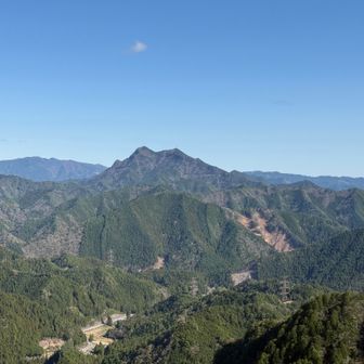 三ツ瀬明神山＠岩古谷山展望地