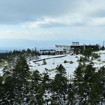 中央アルプス方面は見えず、入笠山あたりは見えました