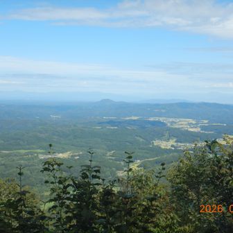 八塩神社前から保呂羽山