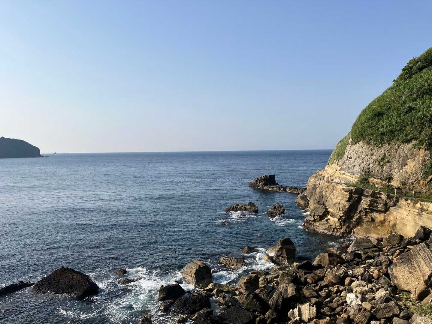 石廊埼灯台-石廊崎熊野神社-入間　バス停-富戸の浜-吉田入 縦走コースの写真