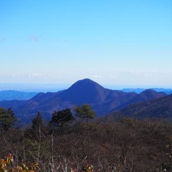 西御荷鉾山
西上州は独特な山が多い！