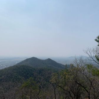 金華山、伊吹山方面
