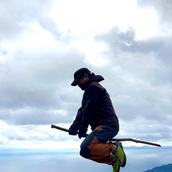 飛んでみました