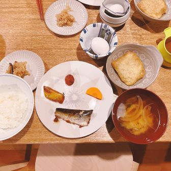 朝食
卵かけごはん、甘露煮、切り干し大根、信田煮、大学芋、全部美味しかった！
お出汁の味が良くて、何使ってるのか聞けばよかった