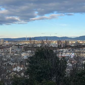 南アルプスもちょこっと見えている