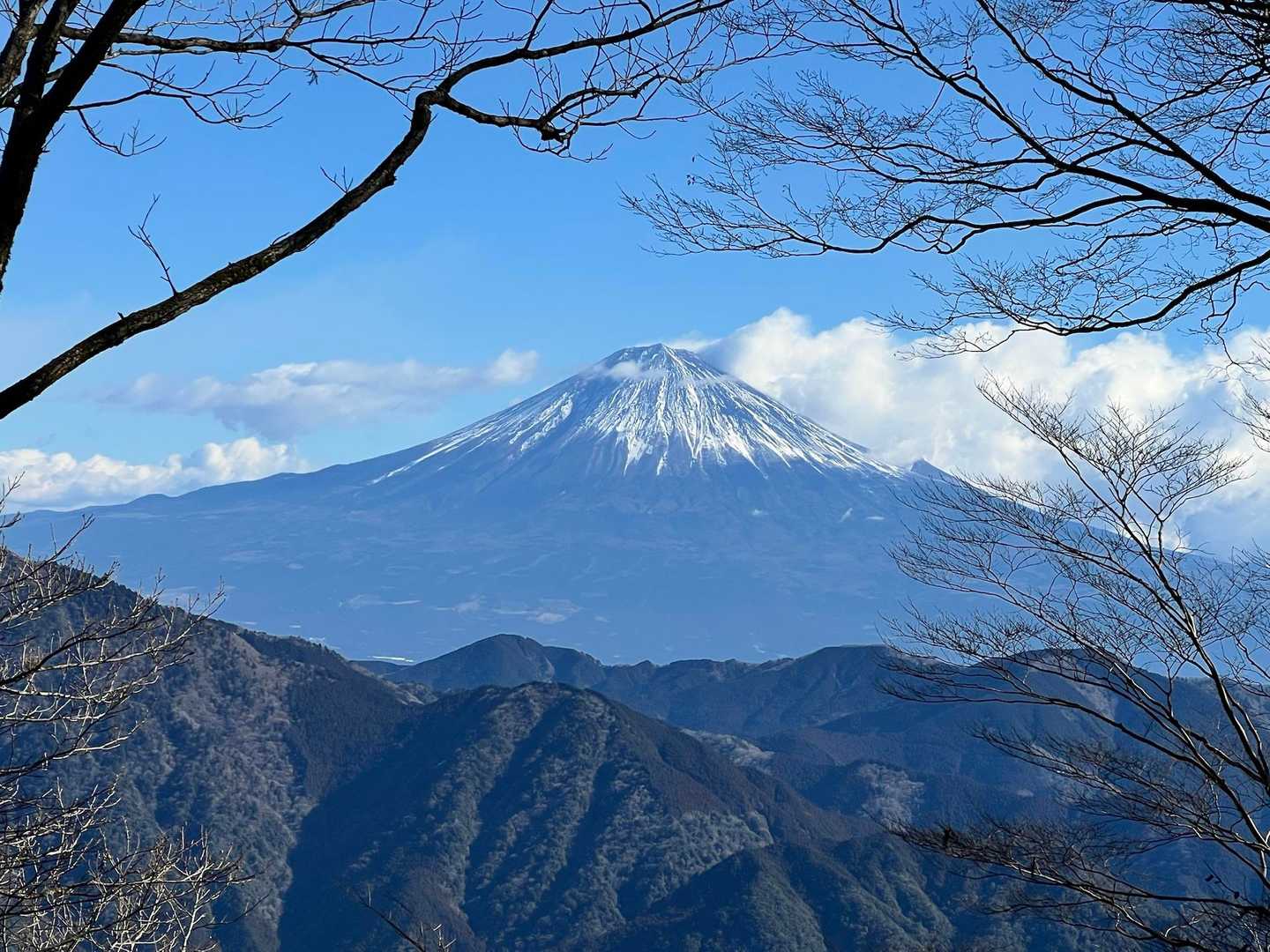 尾根歩きの途中で