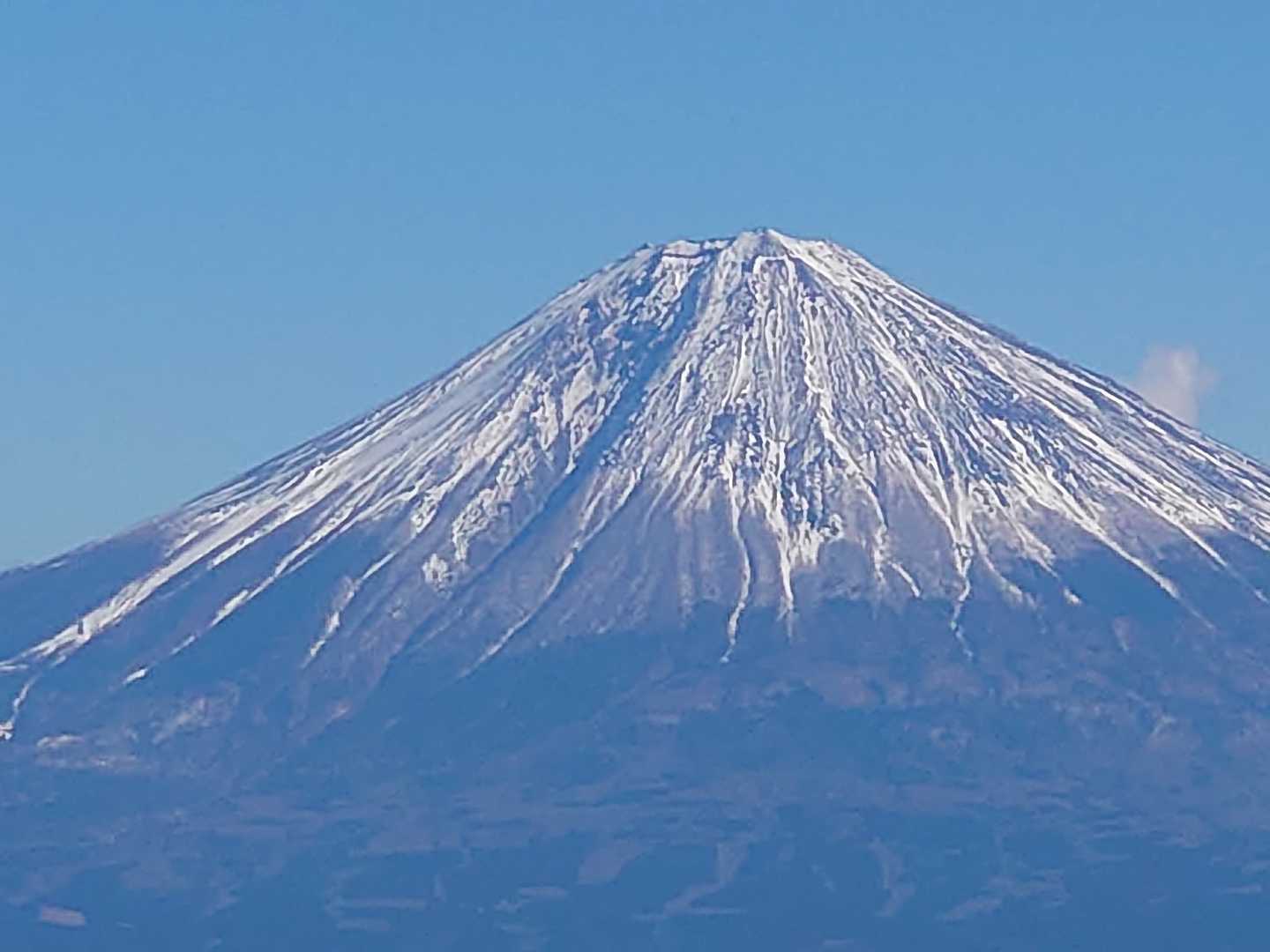 雪少ないように見える。