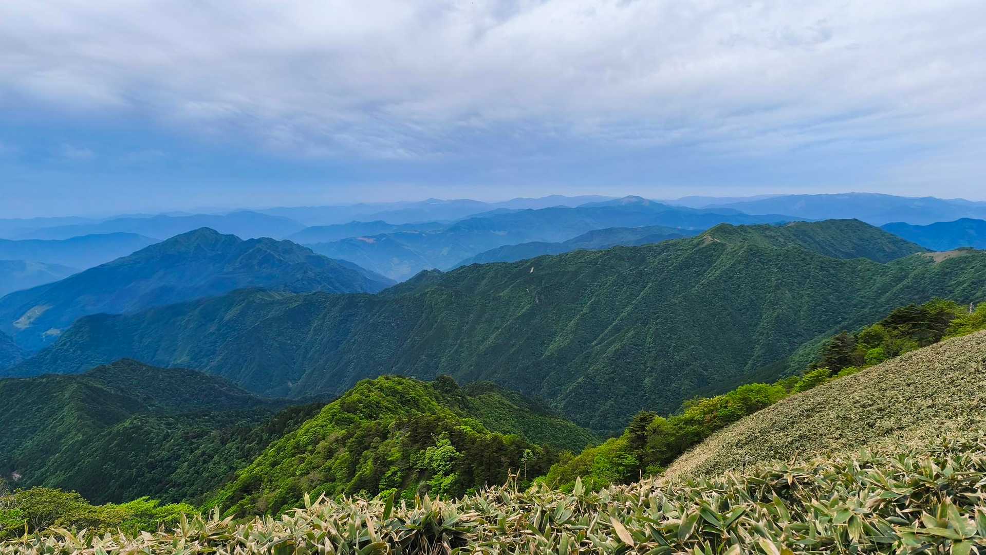 岩黒山-手箱越-手箱山-筒上山 周回コースの写真