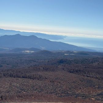 西伊豆の岬の列が綺麗に並んで見えます。