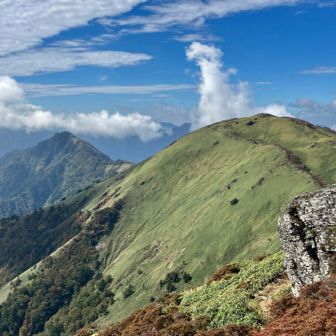 寒風山と笹ヶ峰
