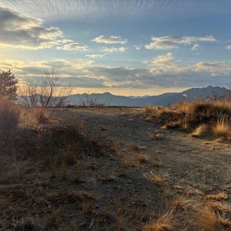 登山道入口の駐車場