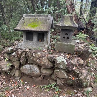 八幡神社の奥社かな？🙏