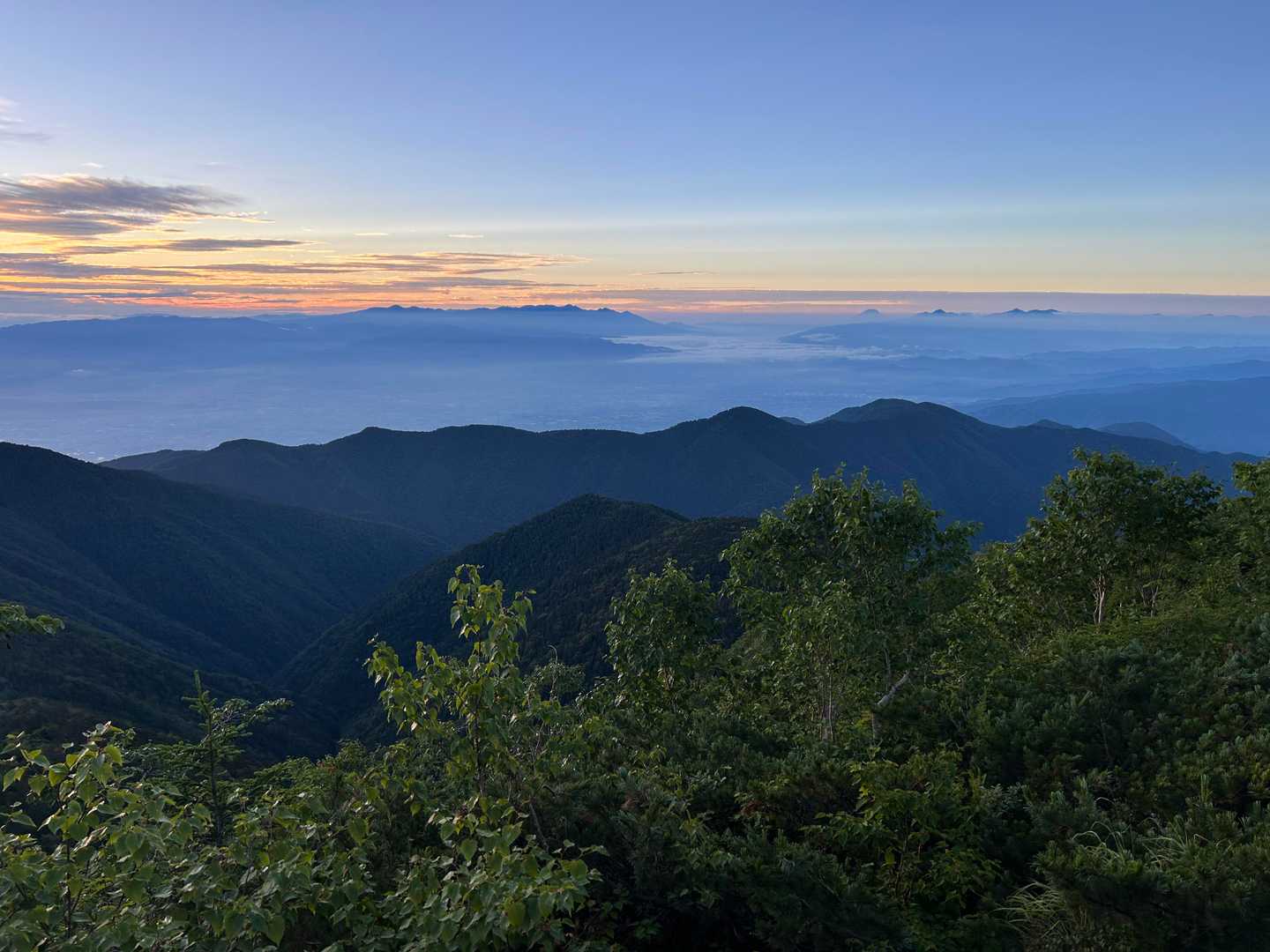 鍋冠山-大滝山北峰 往復コースの写真