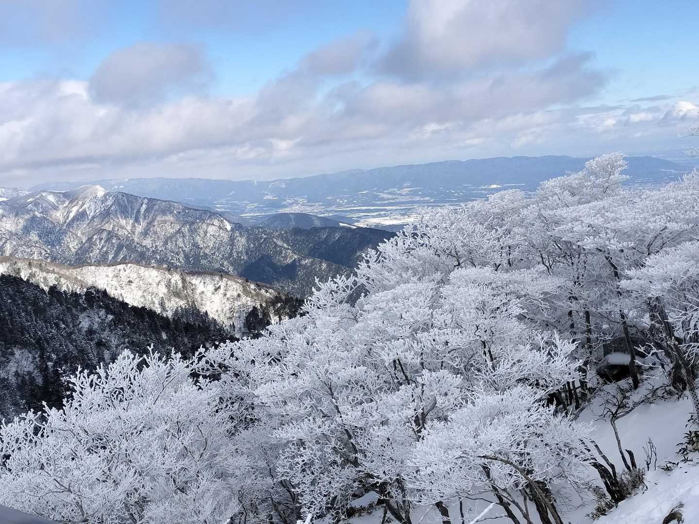  御在所ロープウェイ 山上公園駅-御在所岳-御嶽大権現-御 往復コースの写真