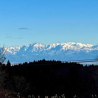 駐車場から見る立山連峰が何故か大きくみえた