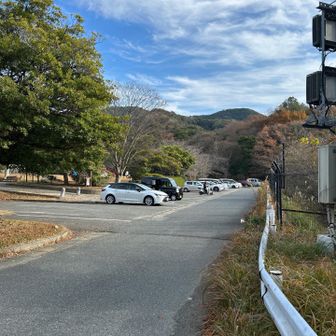 長谷川ダム公園駐車場から